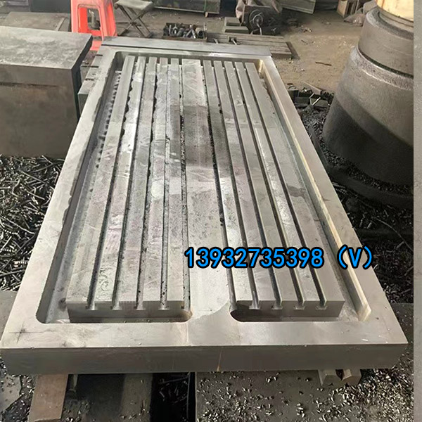 落地鏜銑床工作臺